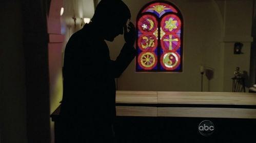 迷镇 第一季,神秘小镇的惊悚之谜